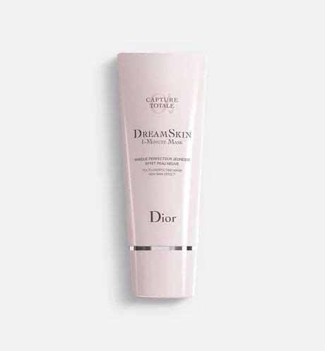 dior schutzmaske|Scrubs and masks: gentle face scrub and face mask .